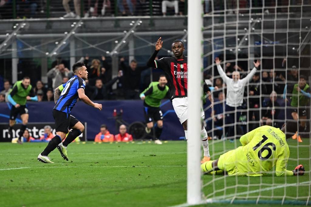 英媒盘点世界杯抽签失误史：机器暂停&场面失控&疑似作弊